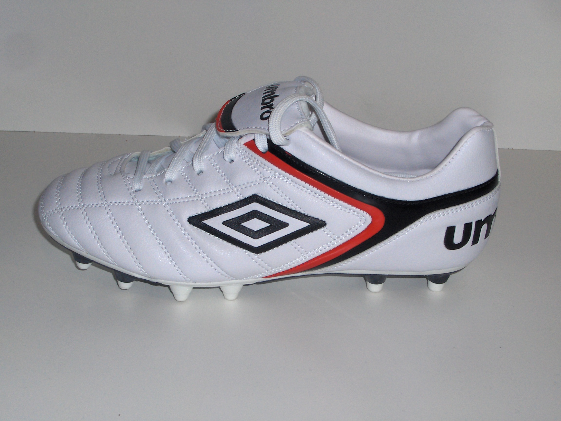 umbro cleats